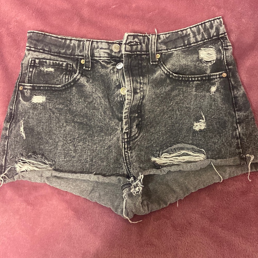 Size 8 - Wild Fable Acid Wash Cutoff High Waist Denim Shorts